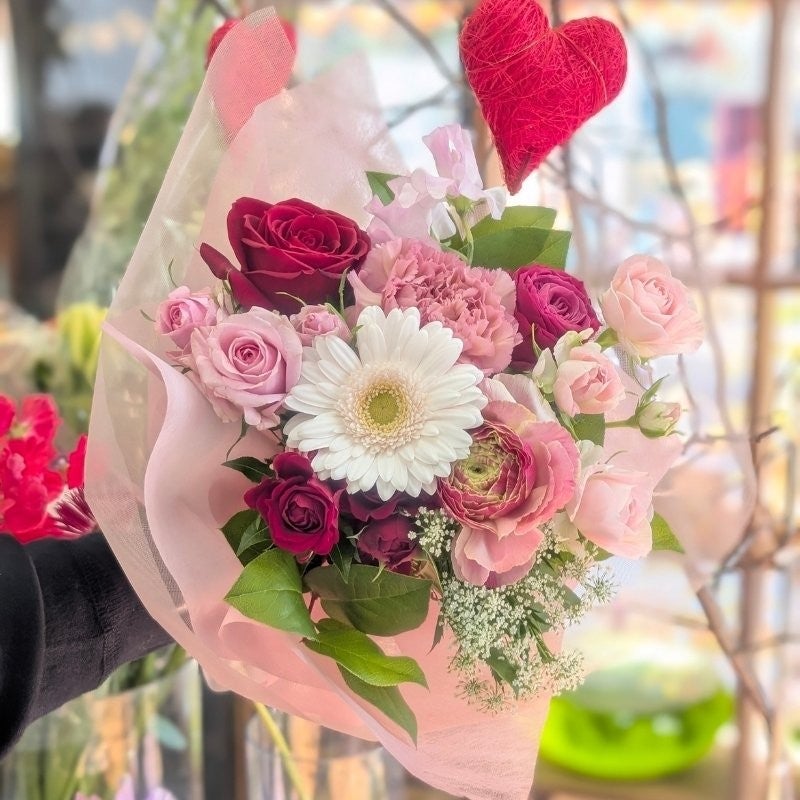 花束 3000円からOK おしゃれなブーケ｜蔵前花屋こめて。東京の